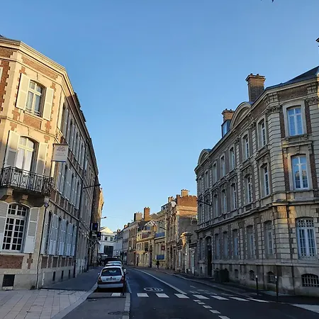 Marotte Hotel